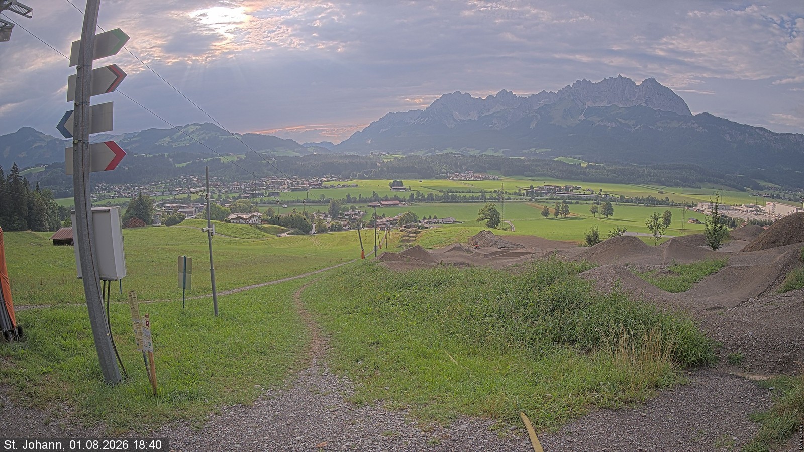Archived image Webcam Oberndorf/Tyrol: Bike Trails