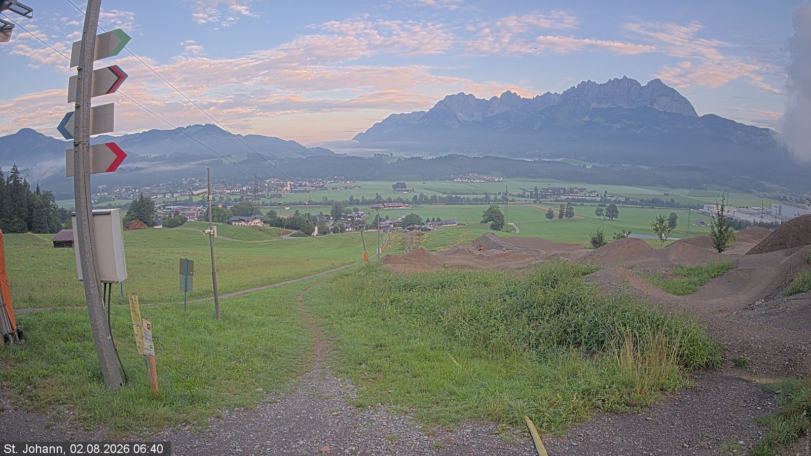 Archiv Foto Webcam Oberndorf in Tirol: Bikepark Tauwiesenlift