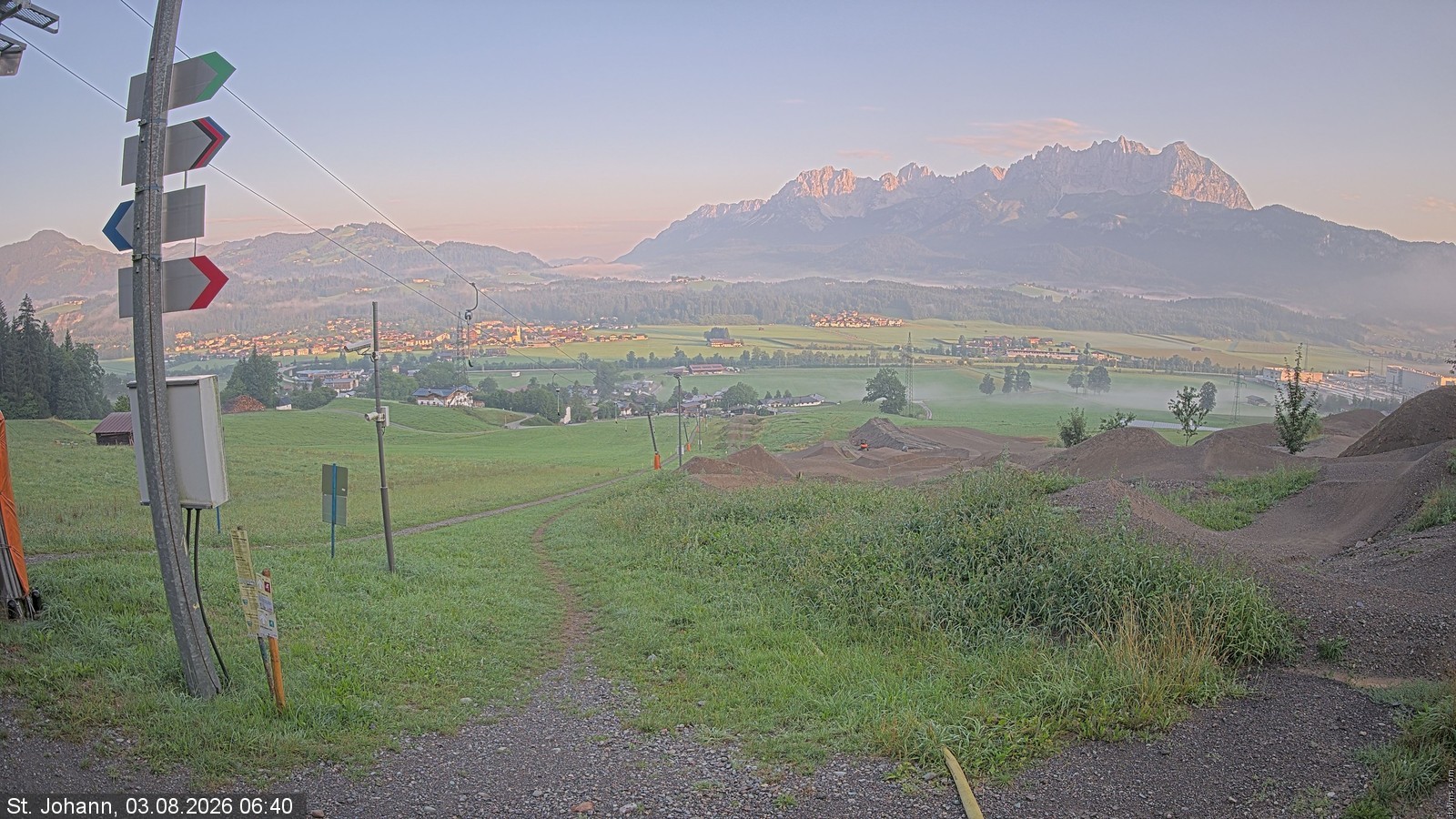Archived image Webcam Oberndorf/Tyrol: Bike Trails
