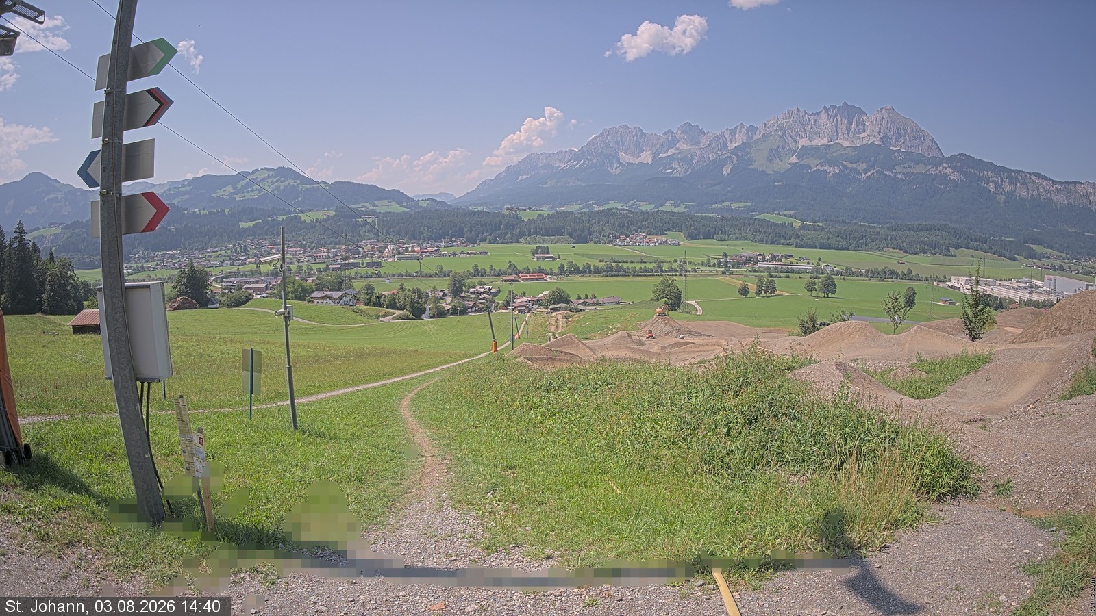 Archiv Foto Webcam Oberndorf in Tirol: Bikepark Tauwiesenlift