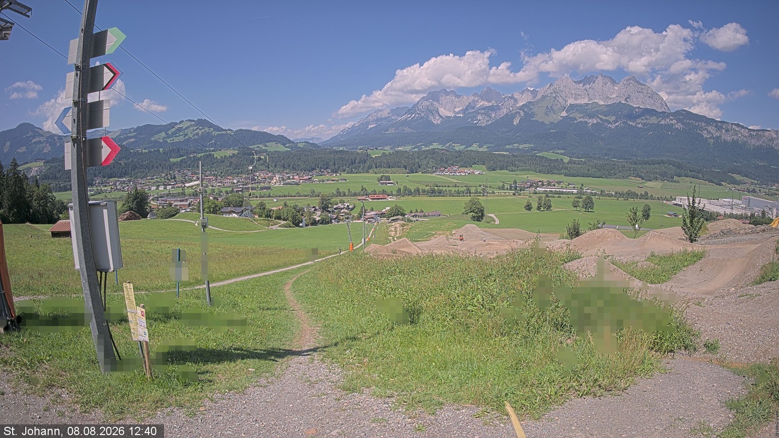 Archiv Foto Webcam Oberndorf in Tirol: Bikepark Tauwiesenlift