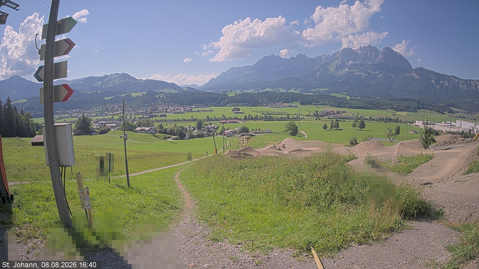 Archiv Foto Webcam Oberndorf in Tirol: Bikepark Tauwiesenlift