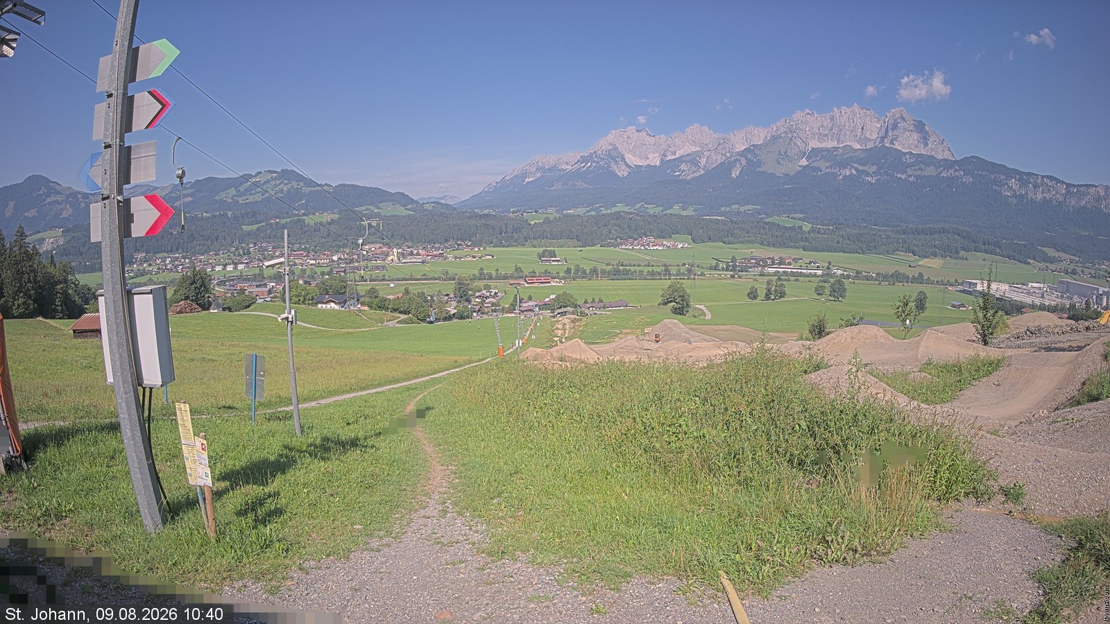 Archiv Foto Webcam Oberndorf in Tirol: Bikepark Tauwiesenlift