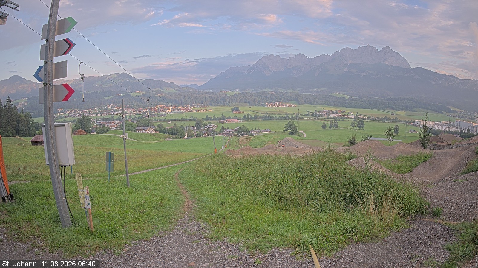 Archived image Webcam Oberndorf/Tyrol: Bike Trails