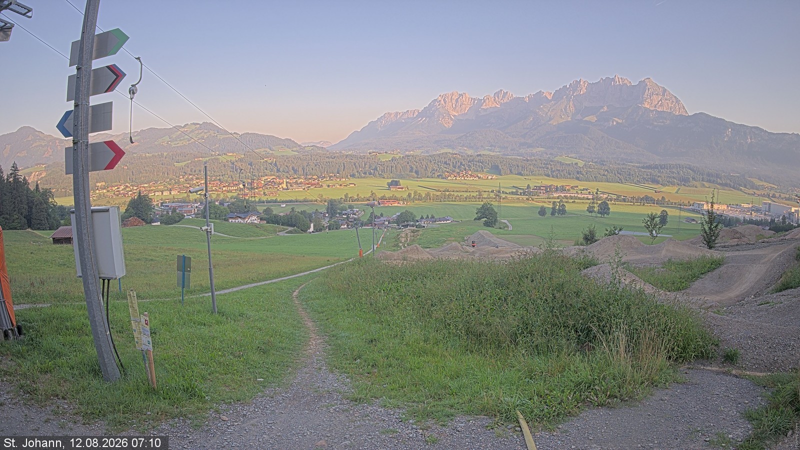 Archiv Foto Webcam Oberndorf in Tirol: Bikepark Tauwiesenlift