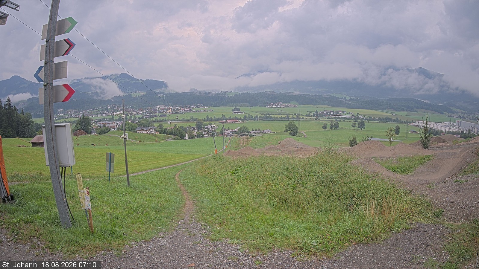 Archiv Foto Webcam Oberndorf in Tirol: Bikepark Tauwiesenlift