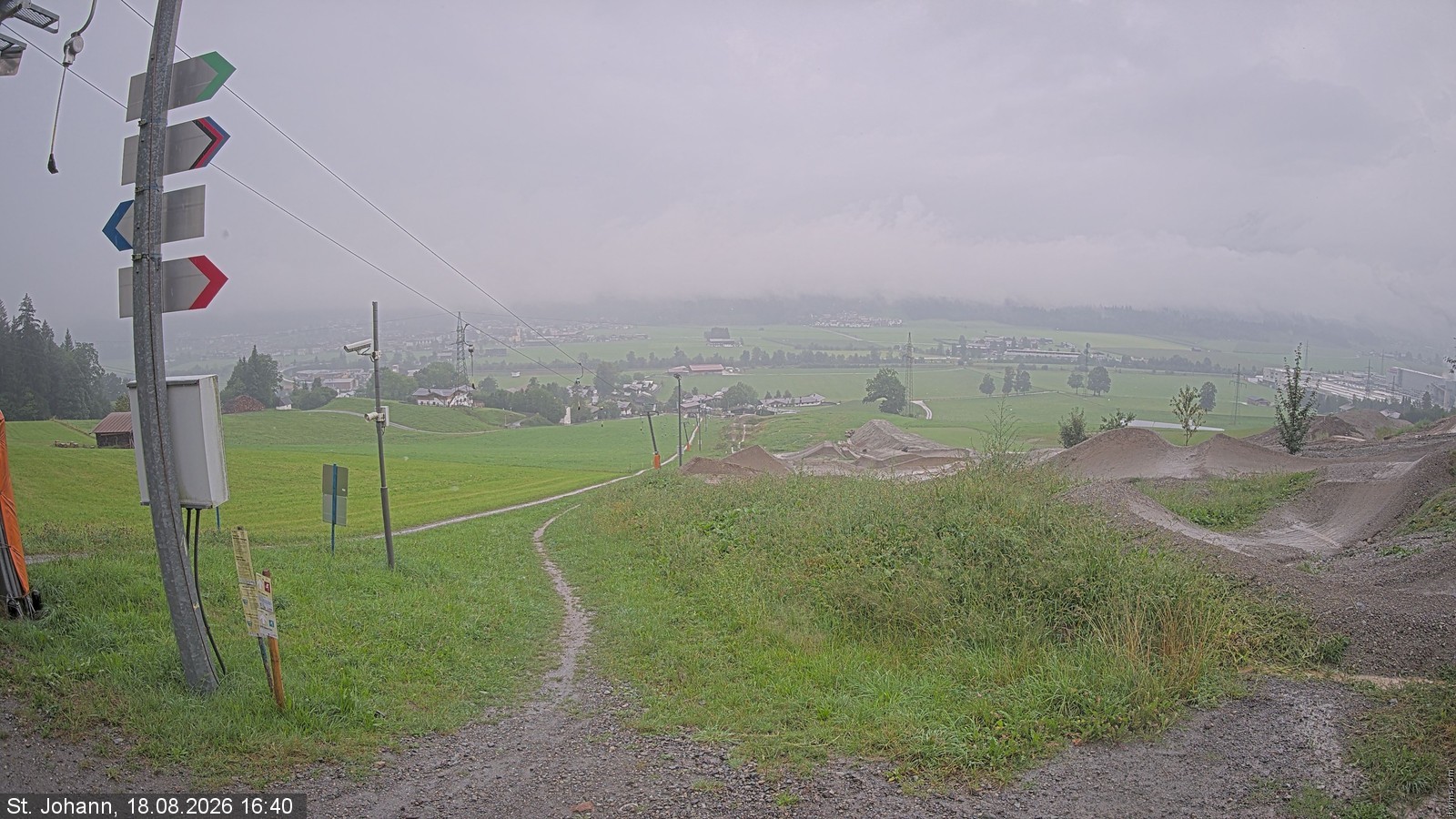 Archiv Foto Webcam Oberndorf in Tirol: Bikepark Tauwiesenlift