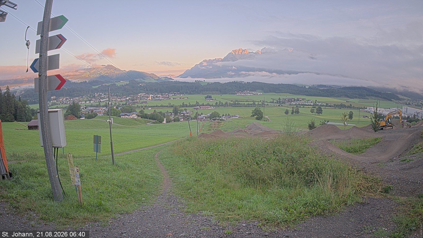 Archiv Foto Webcam Oberndorf in Tirol: Bikepark Tauwiesenlift