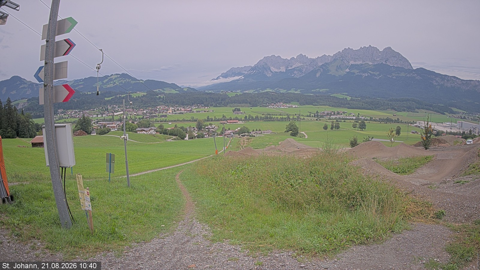 Archiv Foto Webcam Oberndorf in Tirol: Bikepark Tauwiesenlift