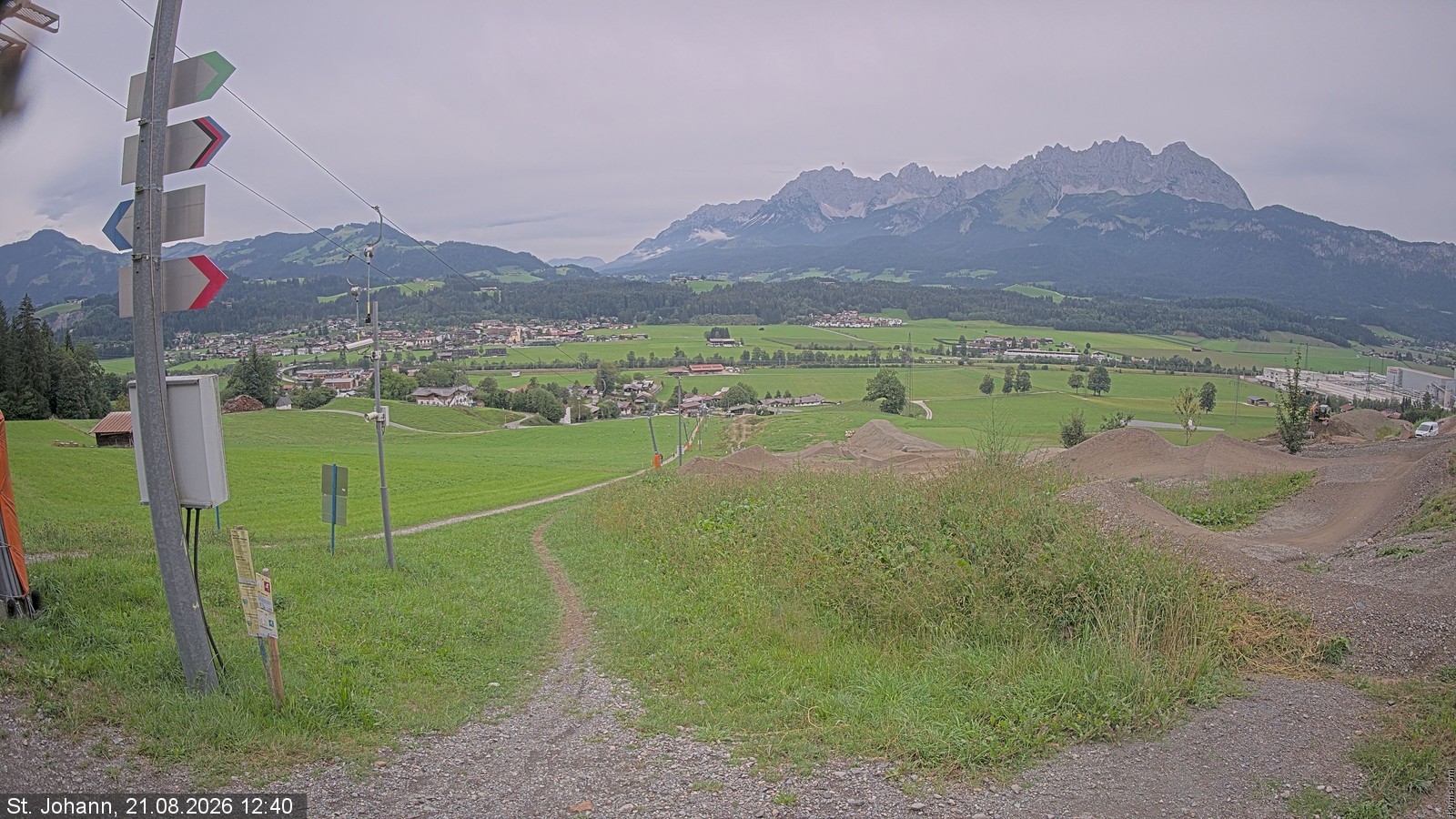 Archiv Foto Webcam Oberndorf in Tirol: Bikepark Tauwiesenlift