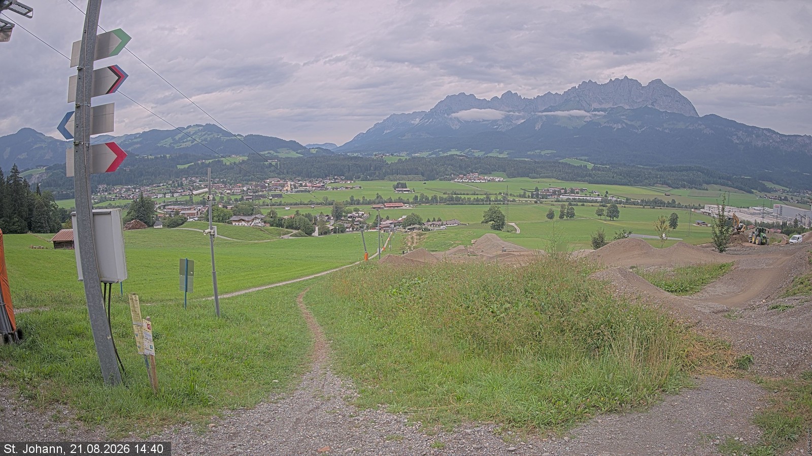 Archiv Foto Webcam Oberndorf in Tirol: Bikepark Tauwiesenlift