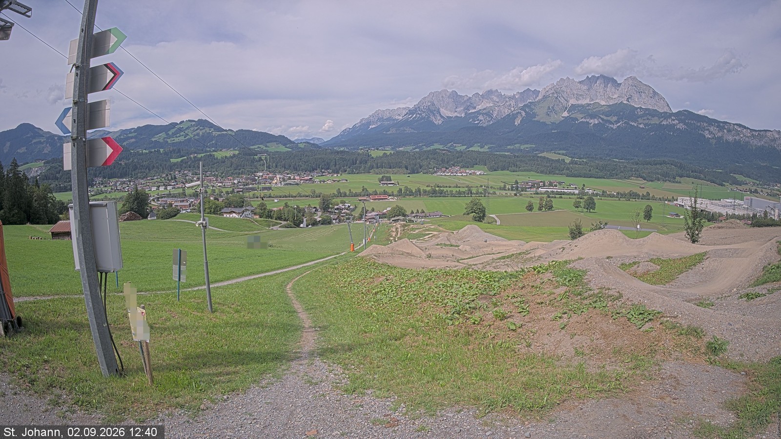 Archiv Foto Webcam Oberndorf in Tirol: Bikepark Tauwiesenlift