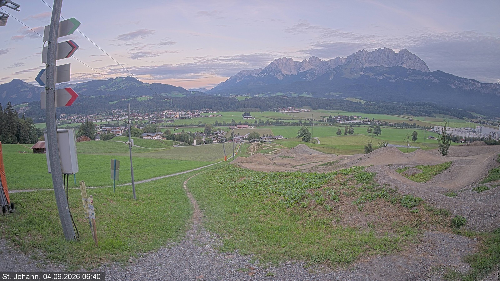 Archiv Foto Webcam Oberndorf in Tirol: Bikepark Tauwiesenlift
