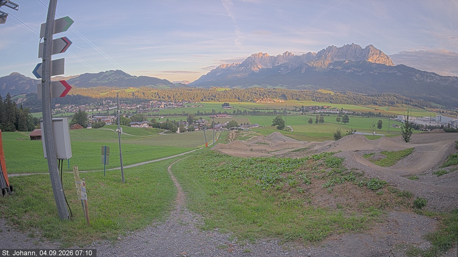 Archiv Foto Webcam Oberndorf in Tirol: Bikepark Tauwiesenlift