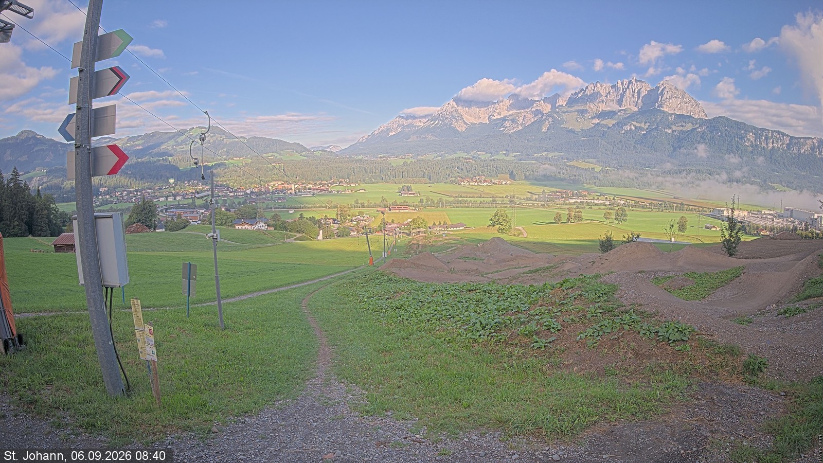 Archiv Foto Webcam Oberndorf in Tirol: Bikepark Tauwiesenlift