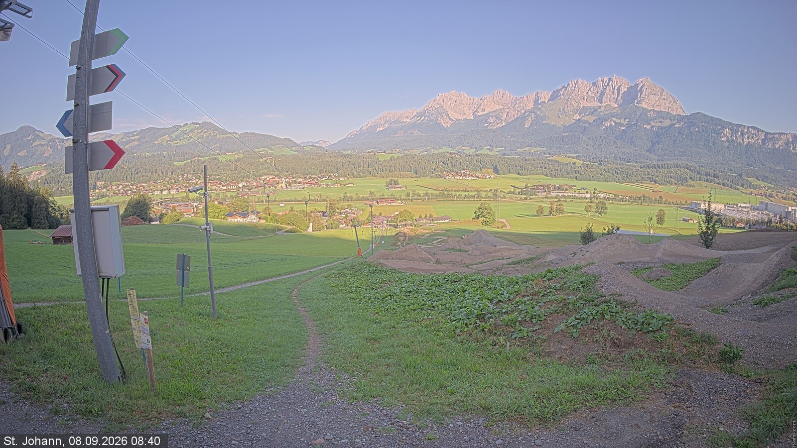 Archiv Foto Webcam Oberndorf in Tirol: Bikepark Tauwiesenlift