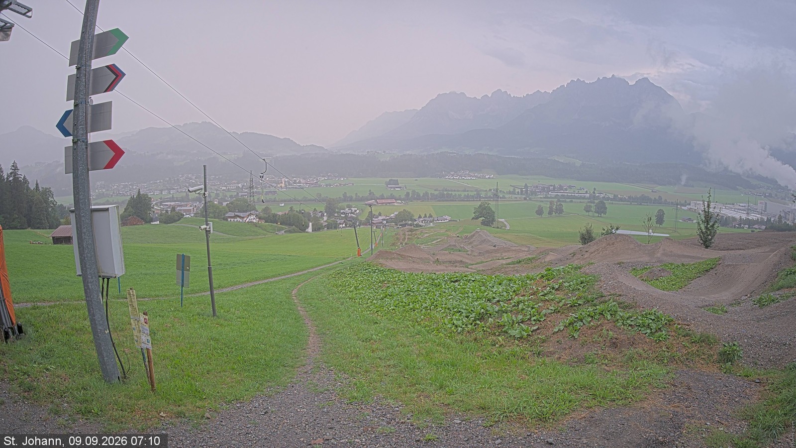 Archiv Foto Webcam Oberndorf in Tirol: Bikepark Tauwiesenlift