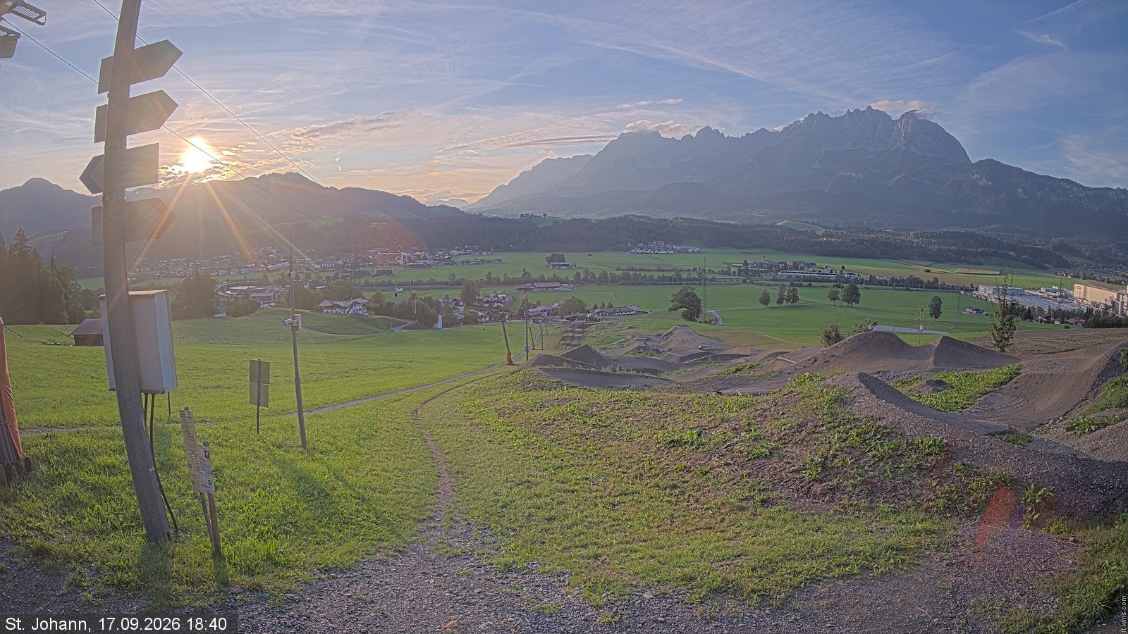 Archiv Foto Webcam Oberndorf in Tirol: Bikepark Tauwiesenlift