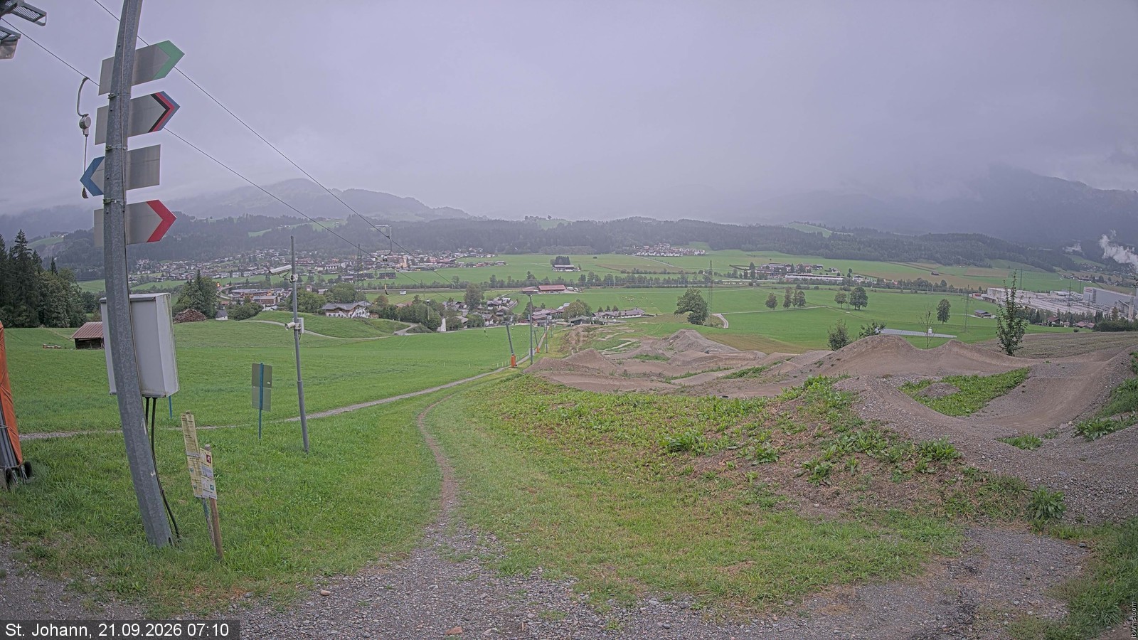 Archiv Foto Webcam Oberndorf in Tirol: Bikepark Tauwiesenlift