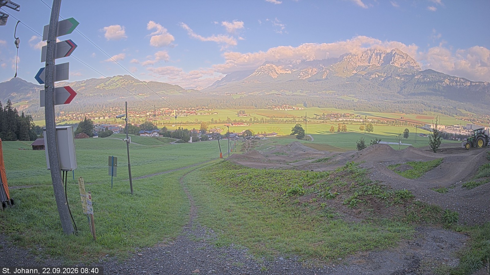 Archiv Foto Webcam Oberndorf in Tirol: Bikepark Tauwiesenlift