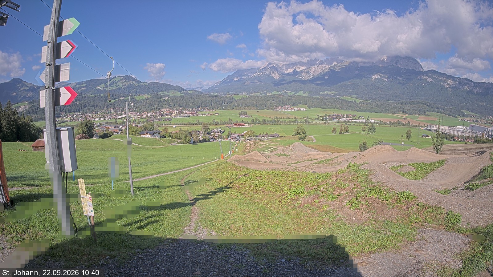 Archiv Foto Webcam Oberndorf in Tirol: Bikepark Tauwiesenlift