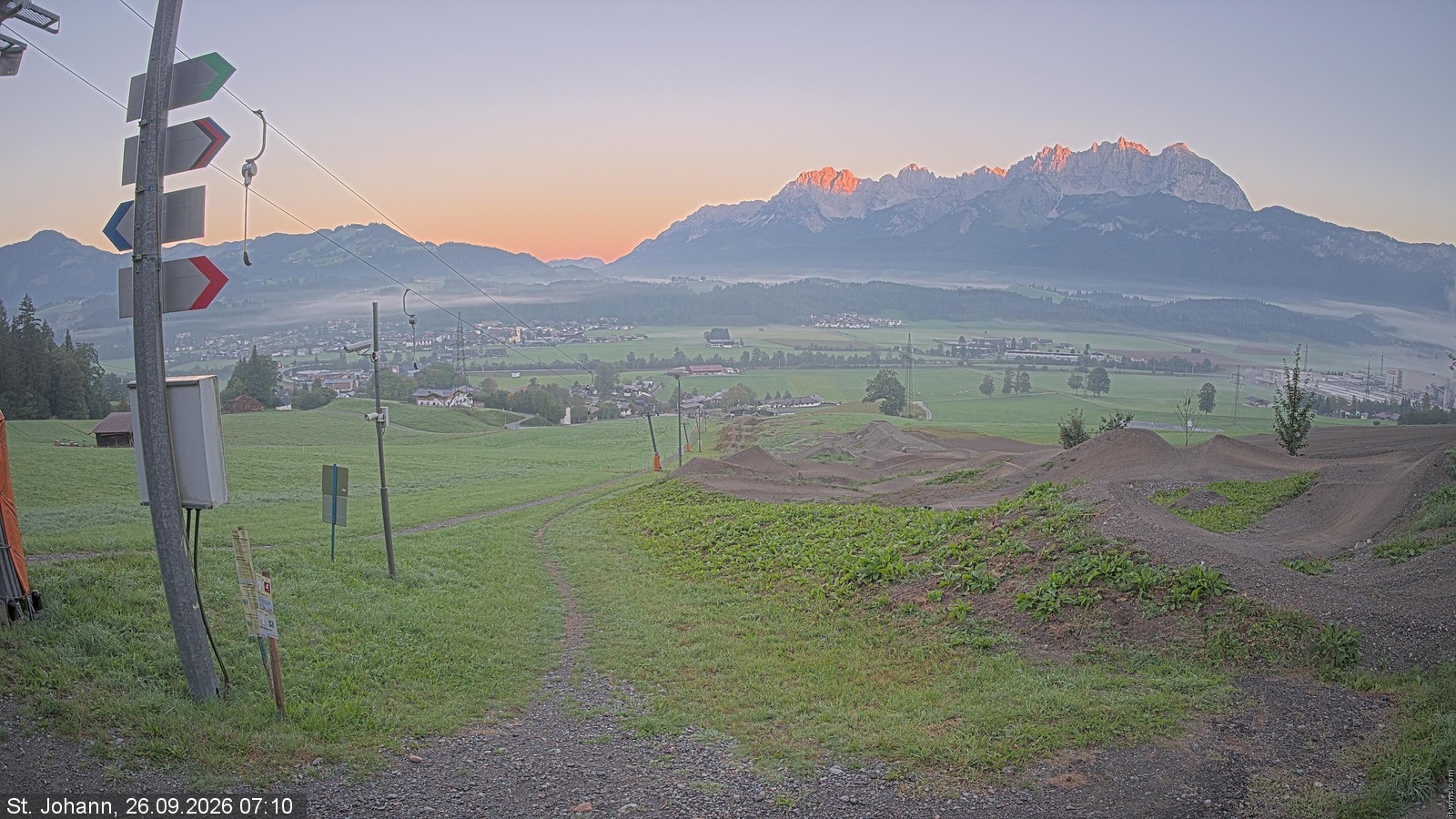 Archiv Foto Webcam Oberndorf in Tirol: Bikepark Tauwiesenlift