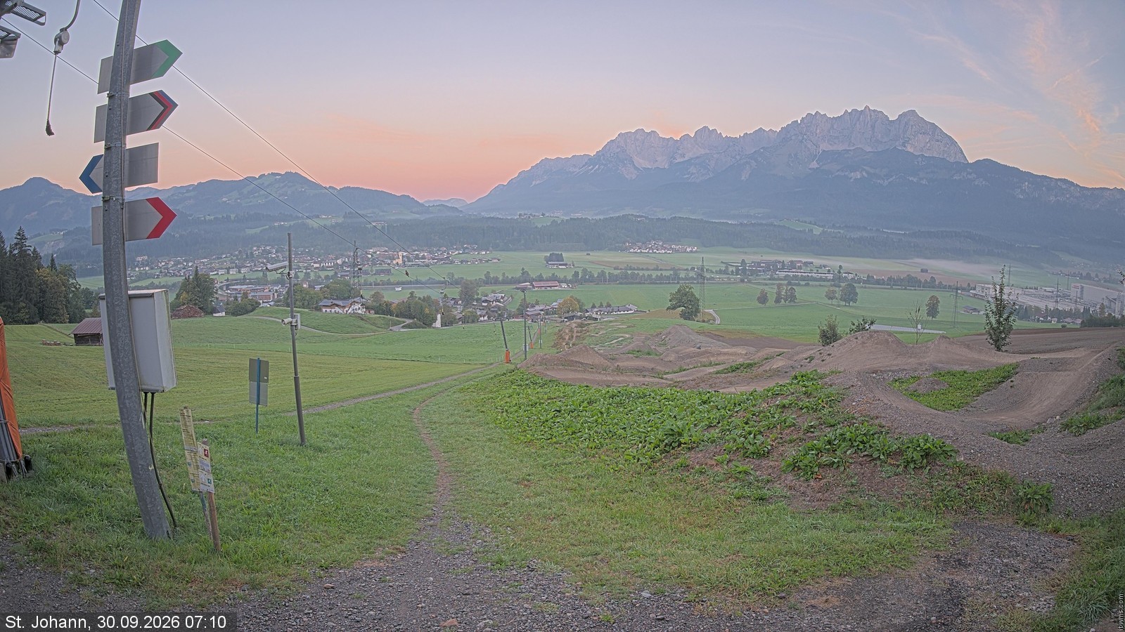 Archiv Foto Webcam Oberndorf in Tirol: Bikepark Tauwiesenlift