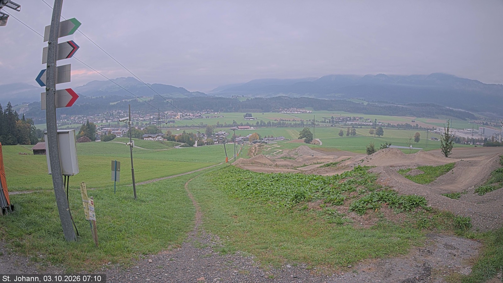 Archiv Foto Webcam Oberndorf in Tirol: Bikepark Tauwiesenlift