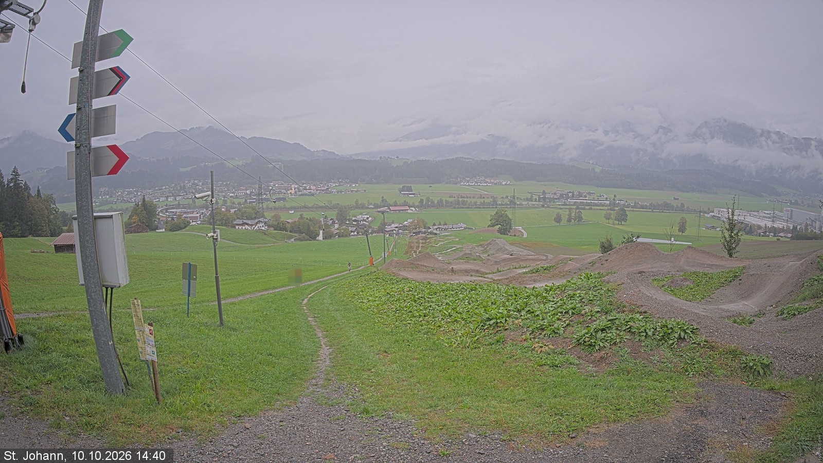 Archived image Webcam Oberndorf/Tyrol: Bike Trails