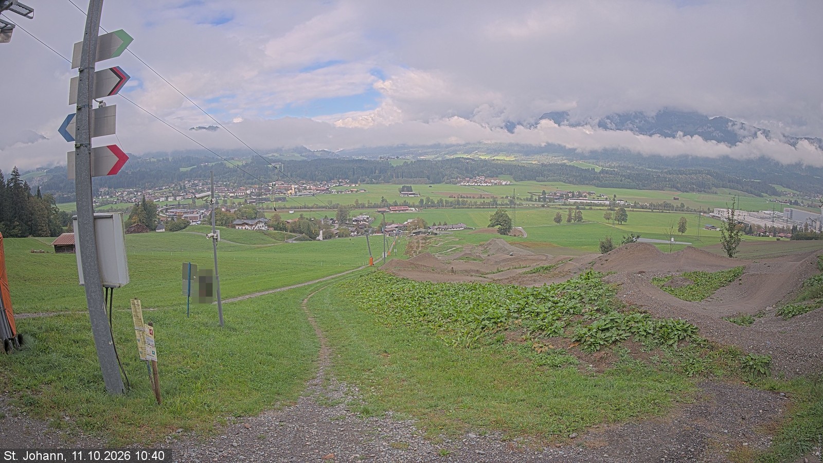Archived image Webcam Oberndorf/Tyrol: Bike Trails