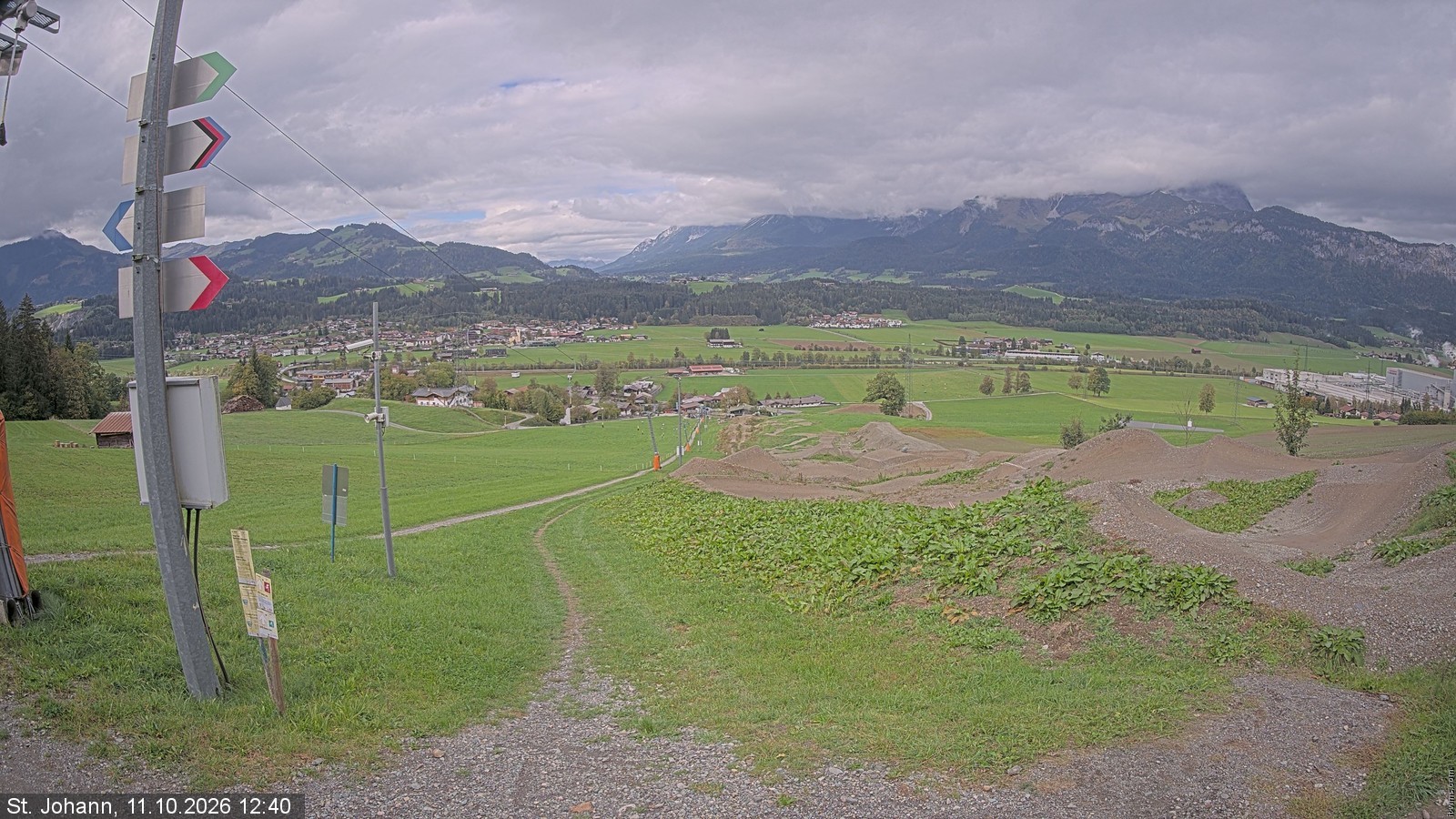 Archived image Webcam Oberndorf/Tyrol: Bike Trails