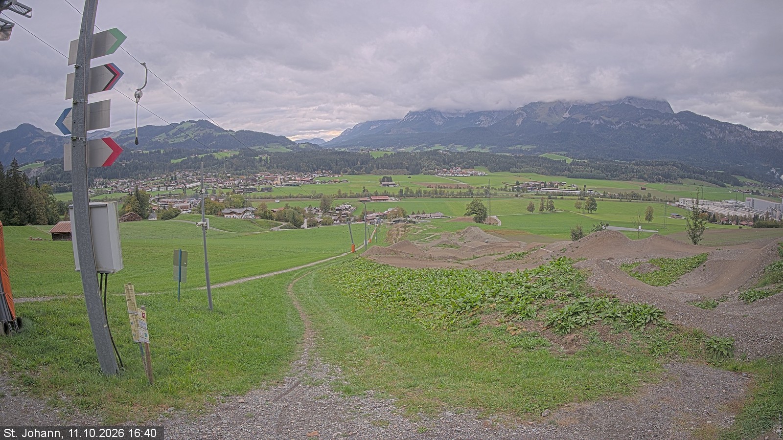 Archived image Webcam Oberndorf/Tyrol: Bike Trails