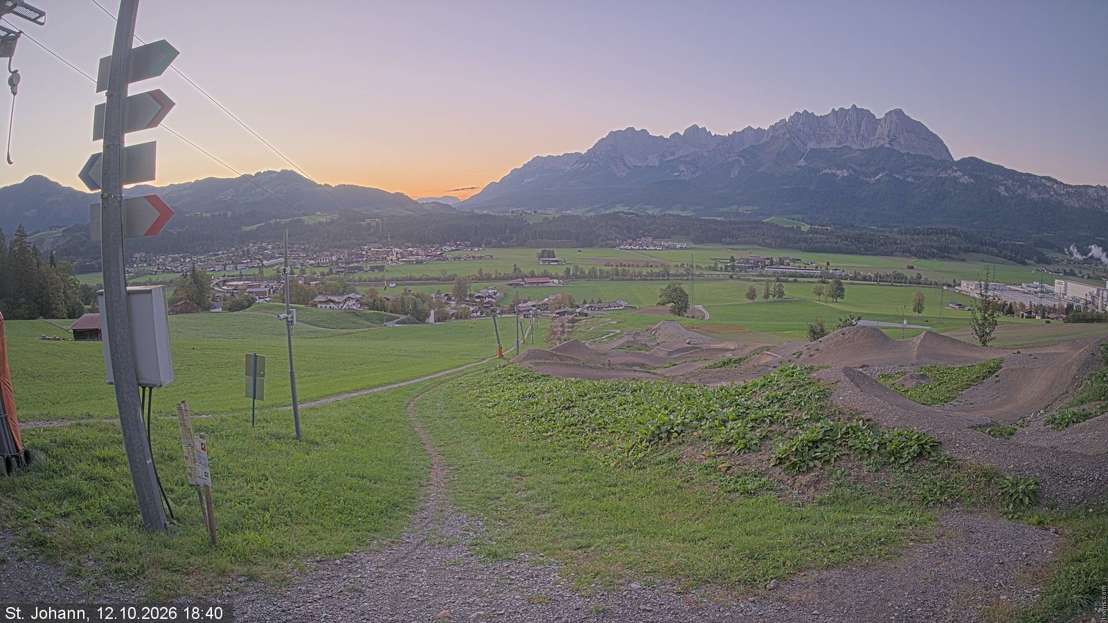 Archiv Foto Webcam Oberndorf in Tirol: Bikepark Tauwiesenlift