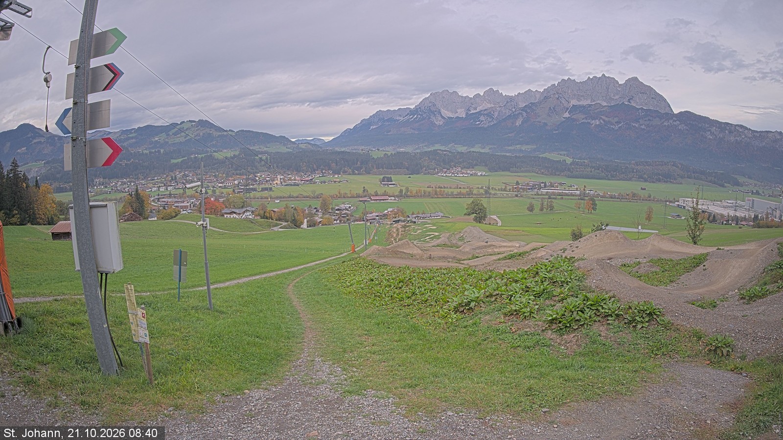 Archiv Foto Webcam Oberndorf in Tirol: Bikepark Tauwiesenlift