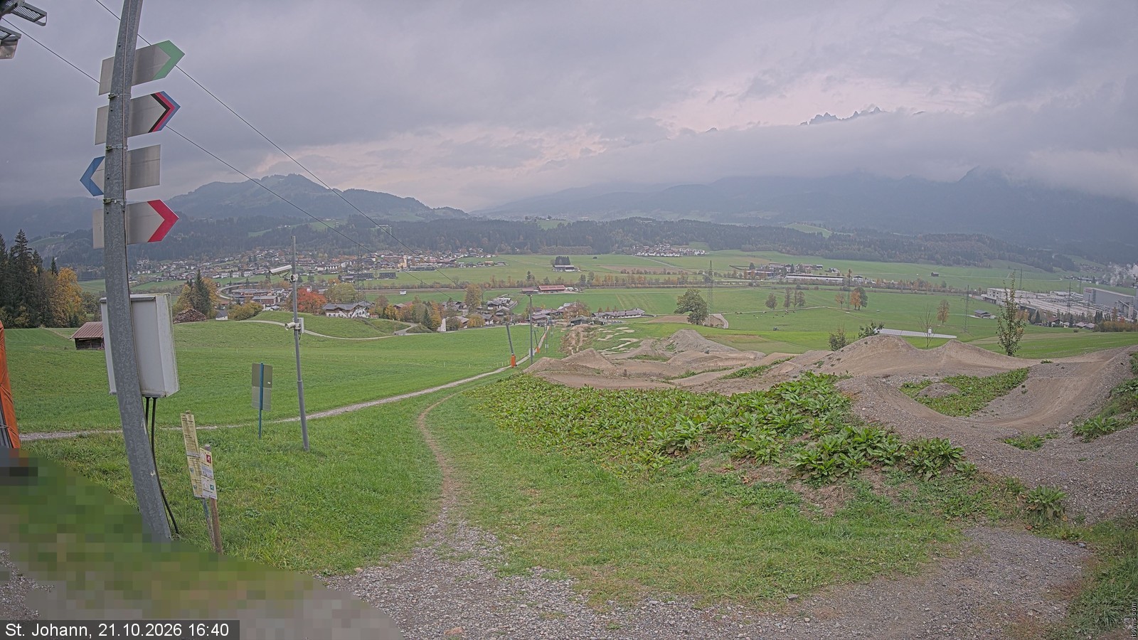 Archiv Foto Webcam Oberndorf in Tirol: Bikepark Tauwiesenlift