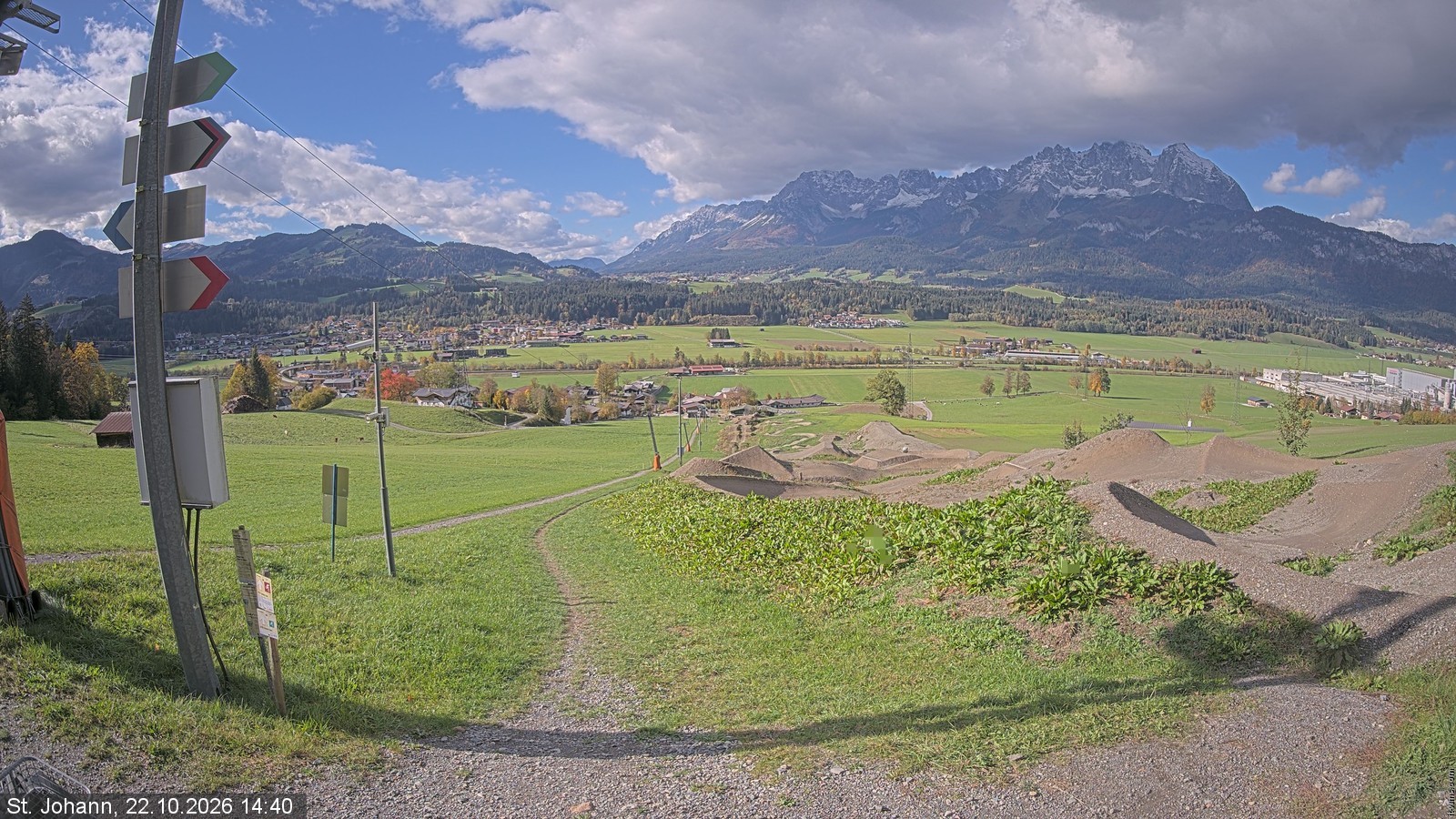 Archiv Foto Webcam Oberndorf in Tirol: Bikepark Tauwiesenlift