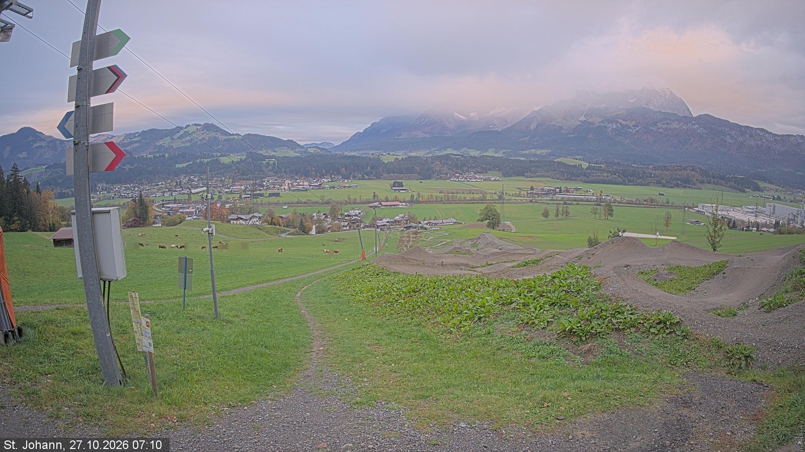 Archived image Webcam Oberndorf/Tyrol: Bike Trails