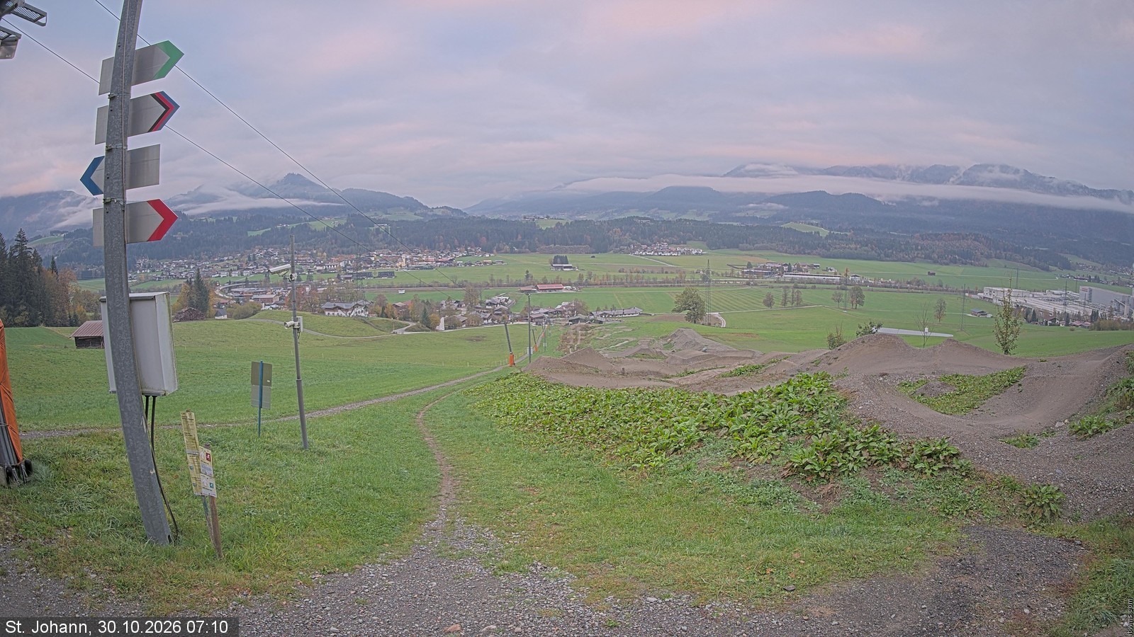 Archiv Foto Webcam Oberndorf in Tirol: Bikepark Tauwiesenlift
