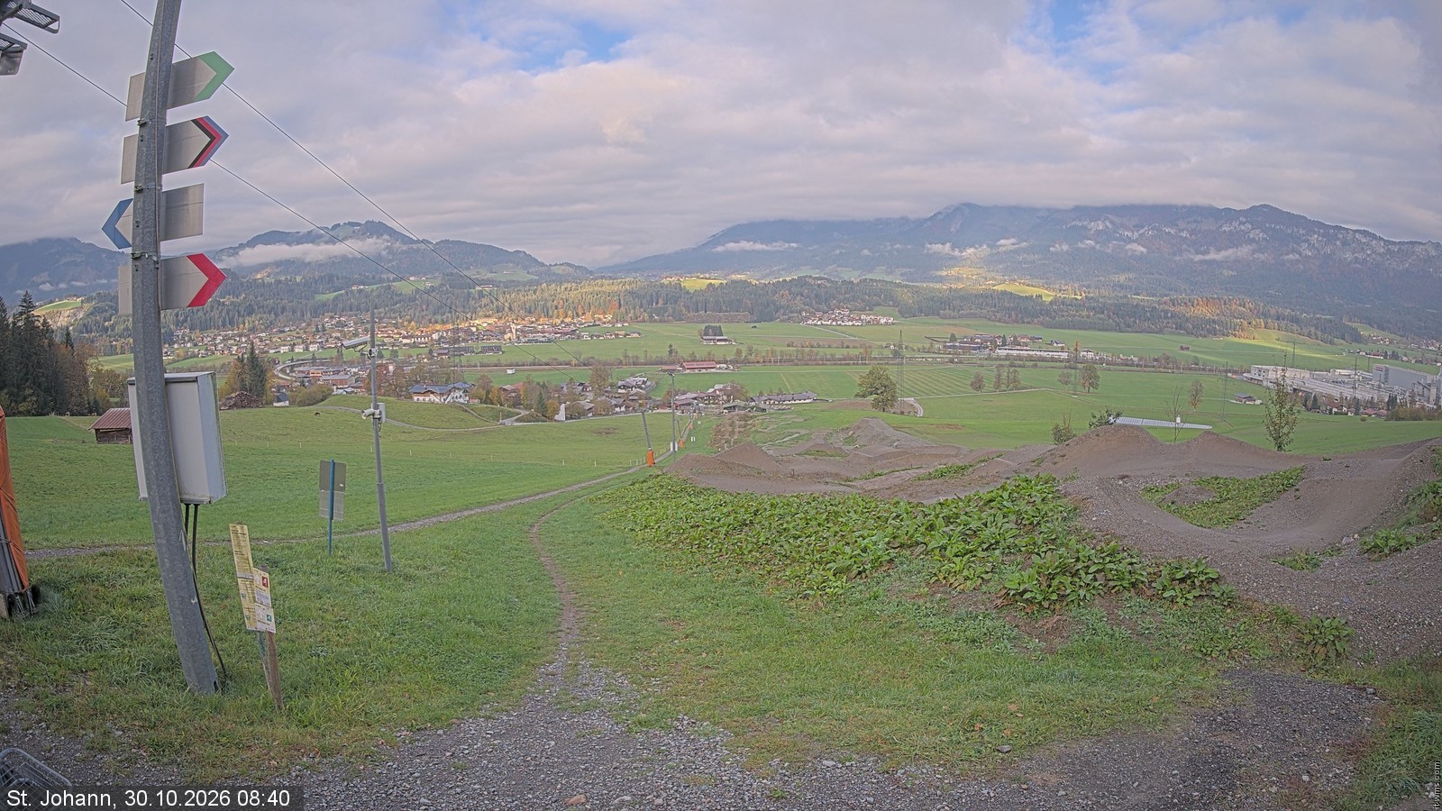 Archiv Foto Webcam Oberndorf in Tirol: Bikepark Tauwiesenlift
