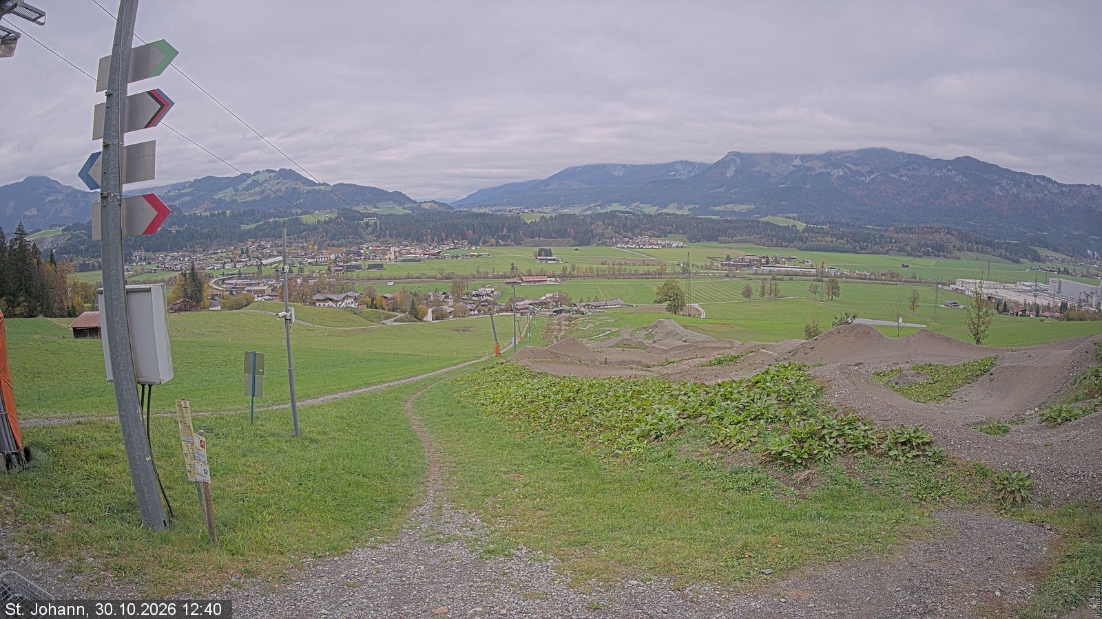 Archiv Foto Webcam Oberndorf in Tirol: Bikepark Tauwiesenlift