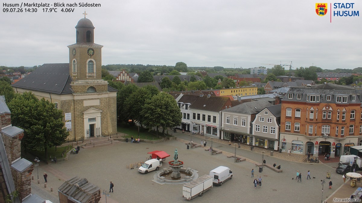 Archived image Webcam Husum: Market Place
