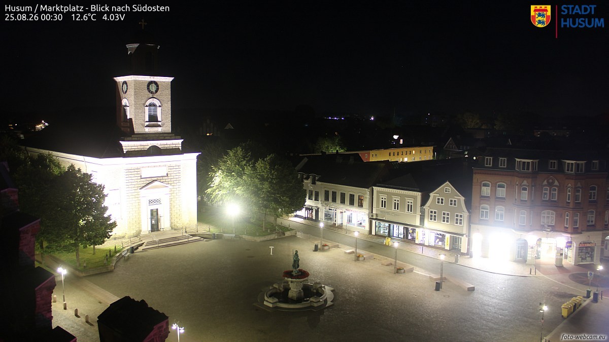 Archiv Foto Webcam Husum Marktplatz