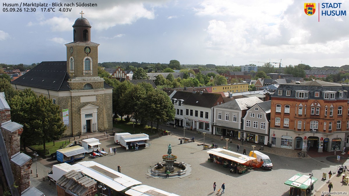 Archiv Foto Webcam Husum Marktplatz
