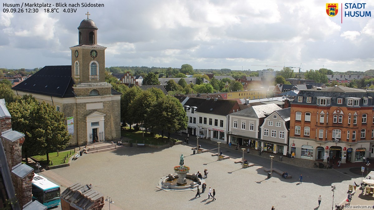 Archiv Foto Webcam Husum Marktplatz