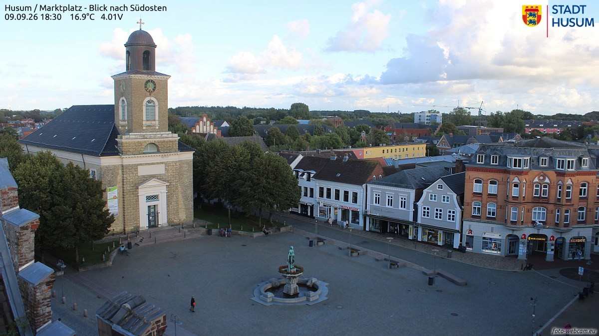 Archiv Foto Webcam Husum Marktplatz