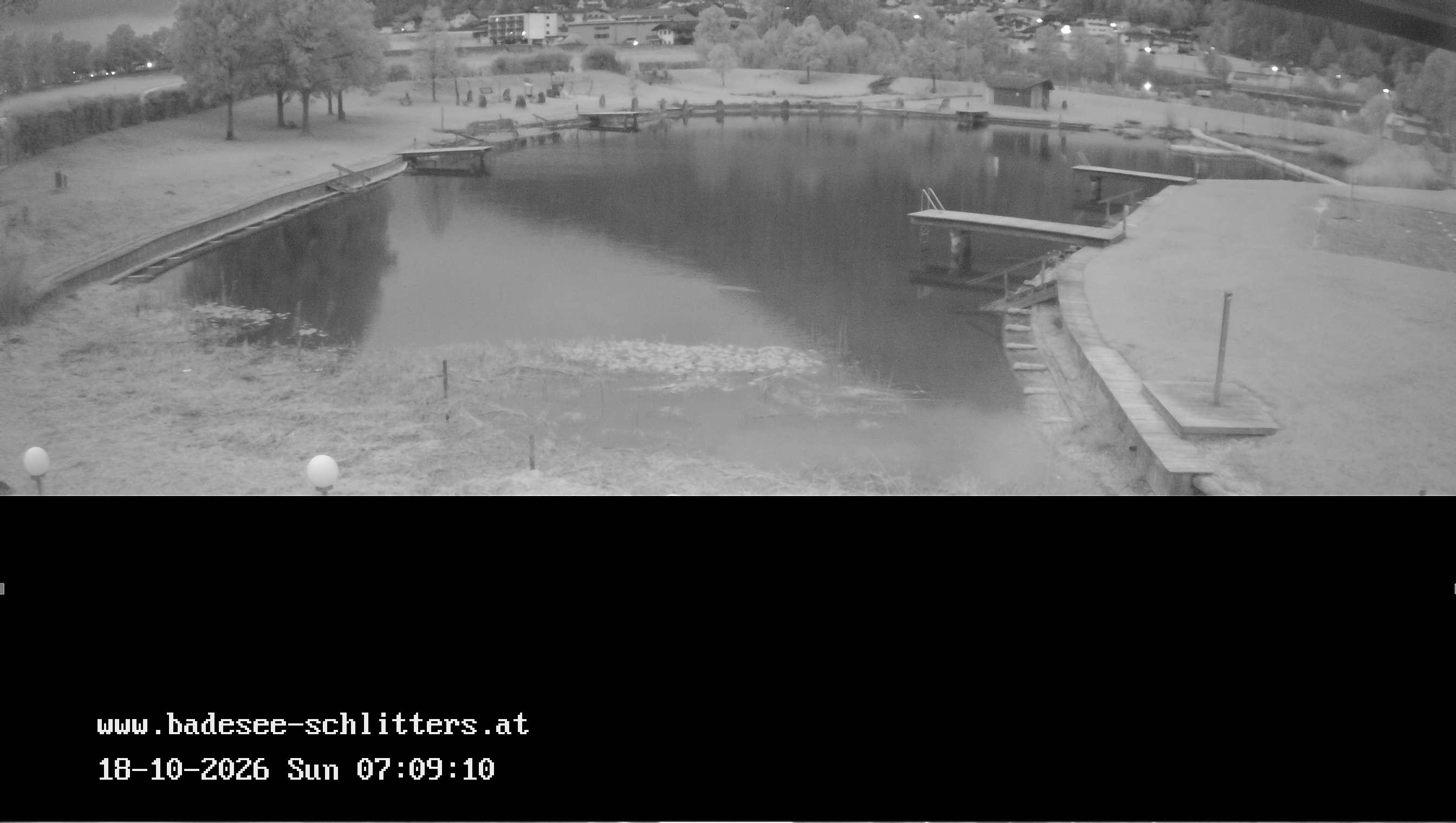 Archived image Webcam Lake Schlitters