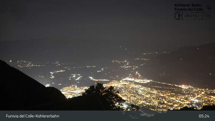 Archived image Webcam Bozen Kohlern – Panorama over the City