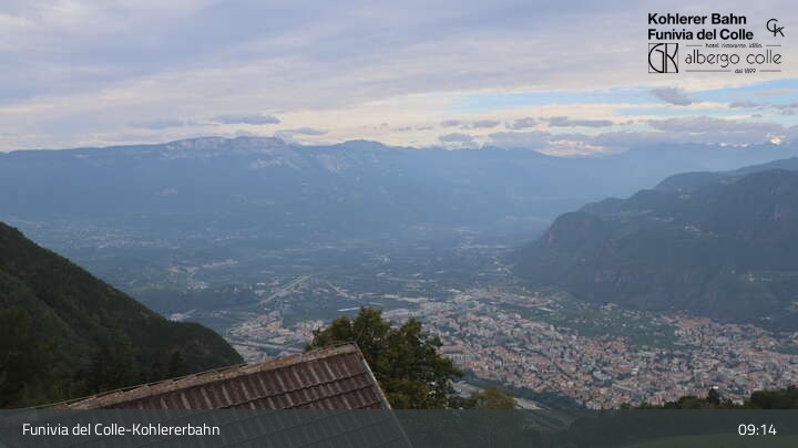 Archived image Webcam Bozen Kohlern – Panorama over the City
