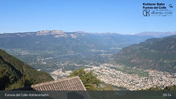 Archived image Webcam Bozen Kohlern – Panorama over the City