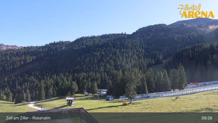 Archived image Webcam Zell am Ziller: Rosenalm Top Station – Zillertal Arena